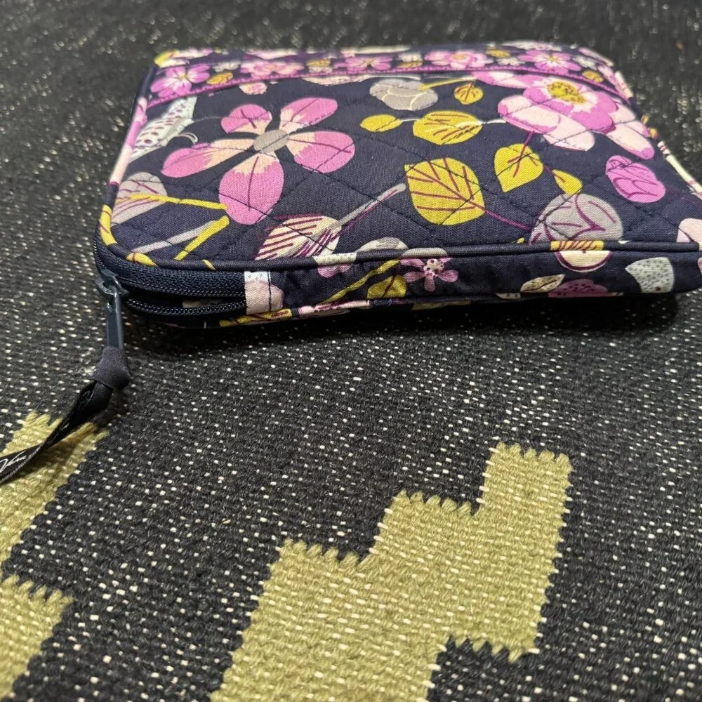 Vera Bradley Floral Nightingale Pattern Quilted Tablet Zippered Pouch, 2011